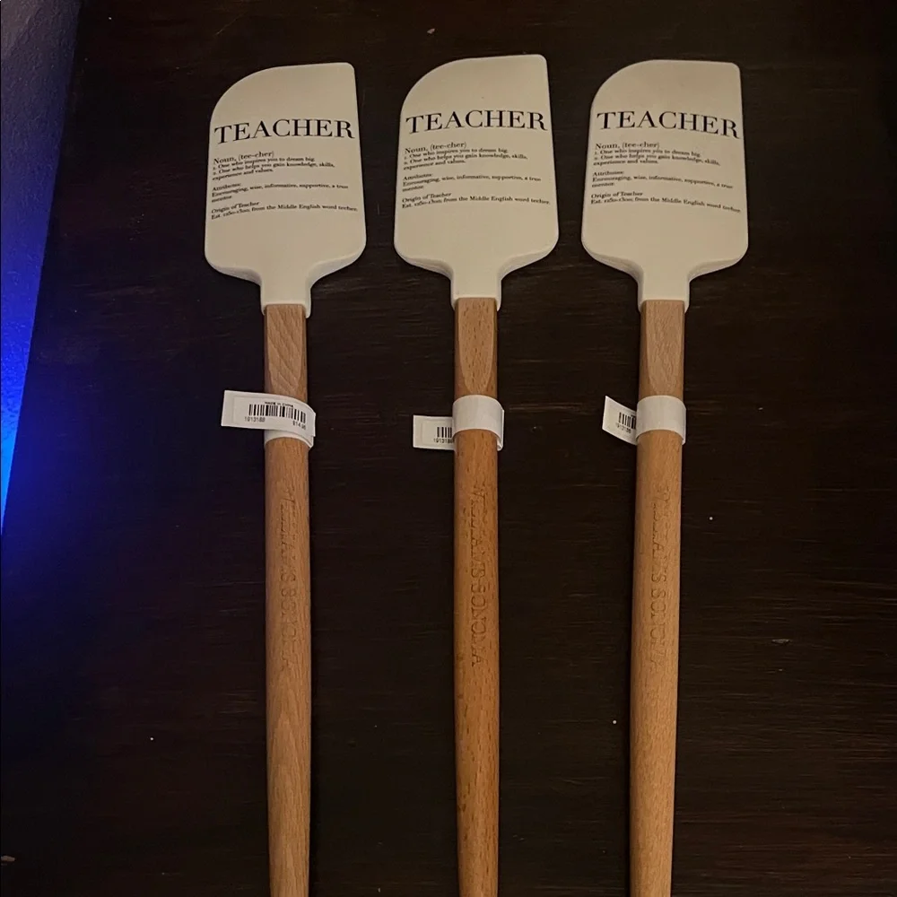 Williams Sonoma White and Red Spatula Set